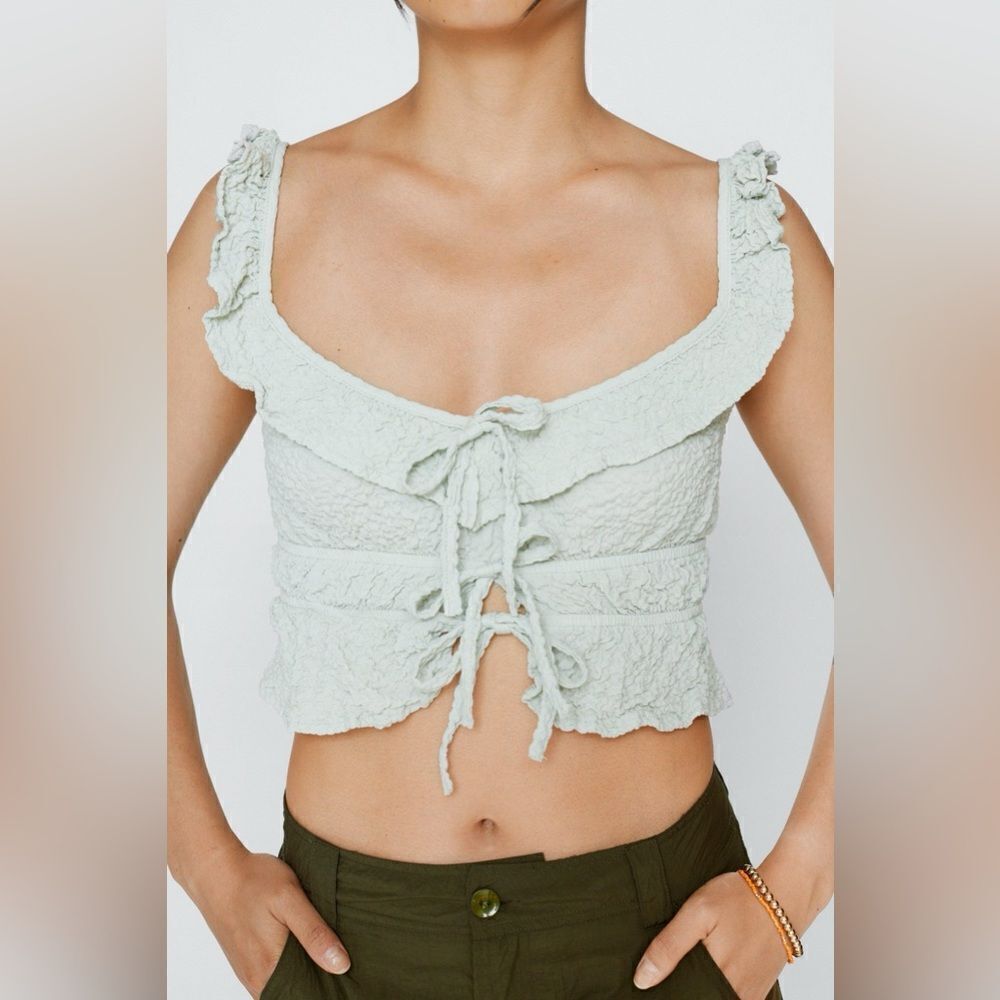 NWT RSQ ruffle tie textured crop tank size Medium